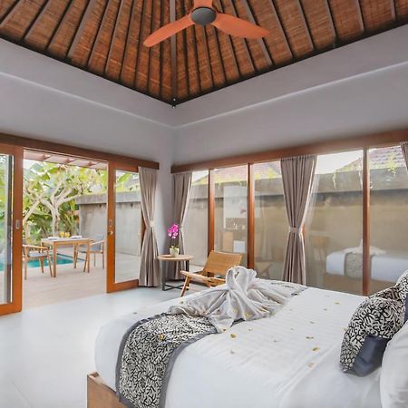 Uwu Villas Canggu  Exterior photo